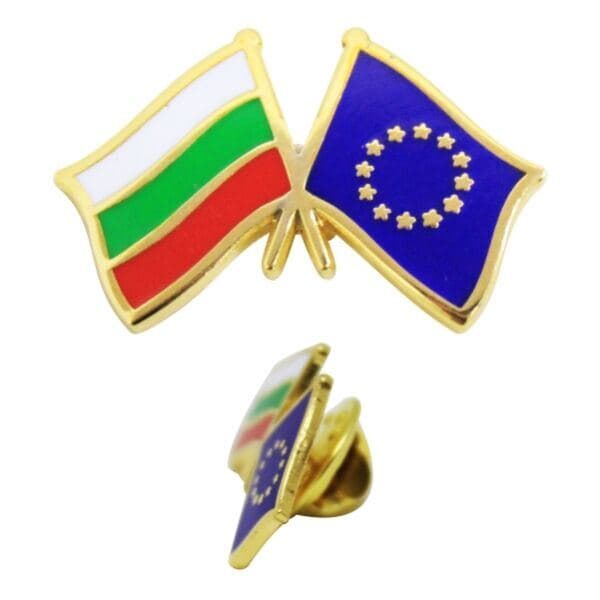 Значка с българското и европейското знаме