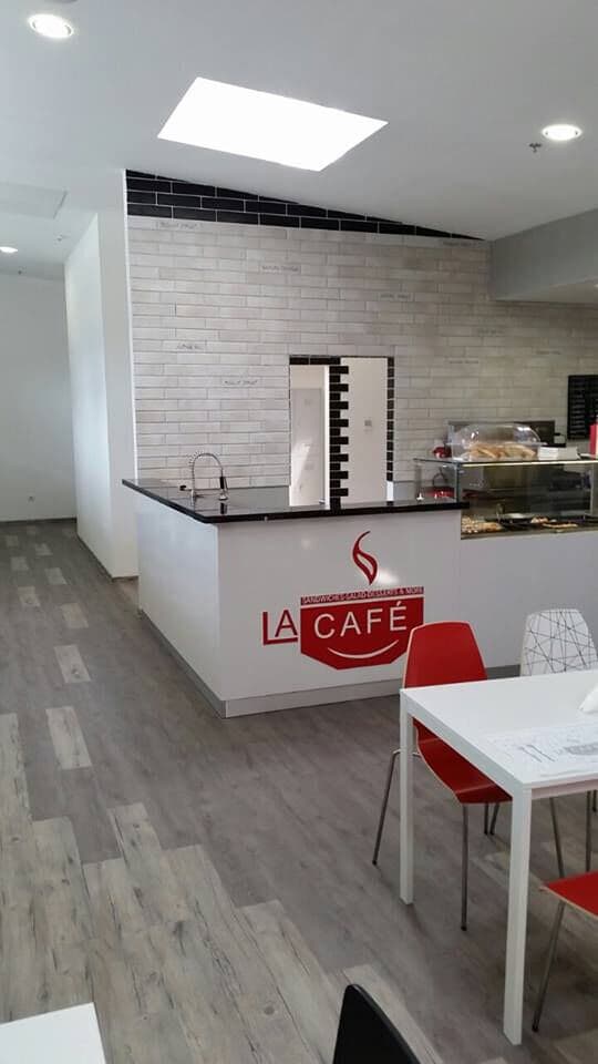 Лого на La Café на бара